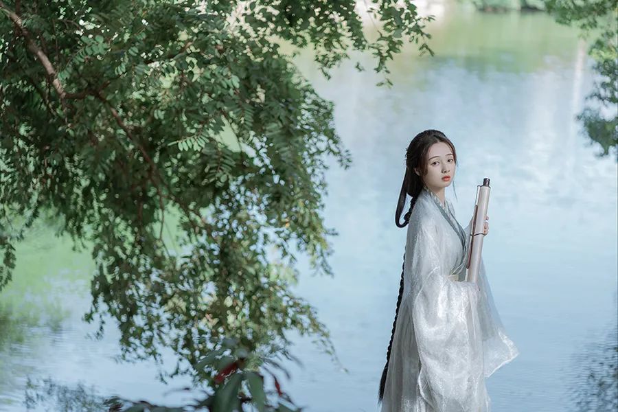 自带仙气古风摄影:疏影横斜水清浅