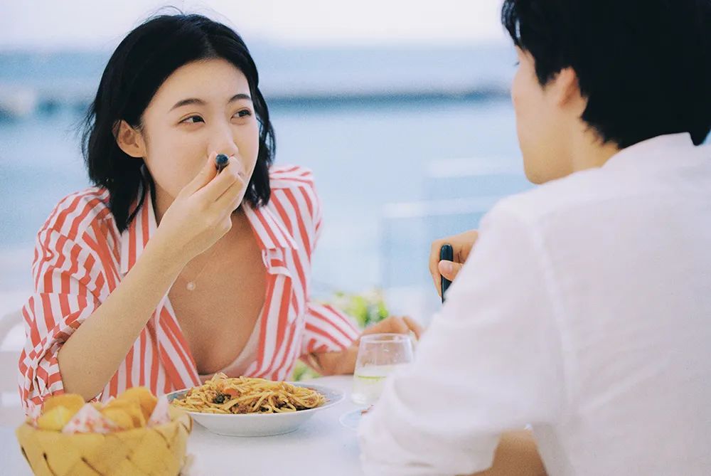 放大爱情的细节